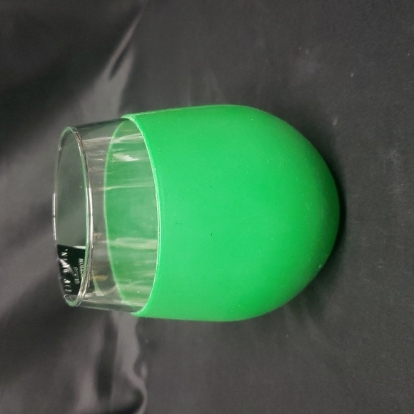 Rae Dunn Glass Collection NWT Green 'Lucky' Glass - Picture 3 of 5